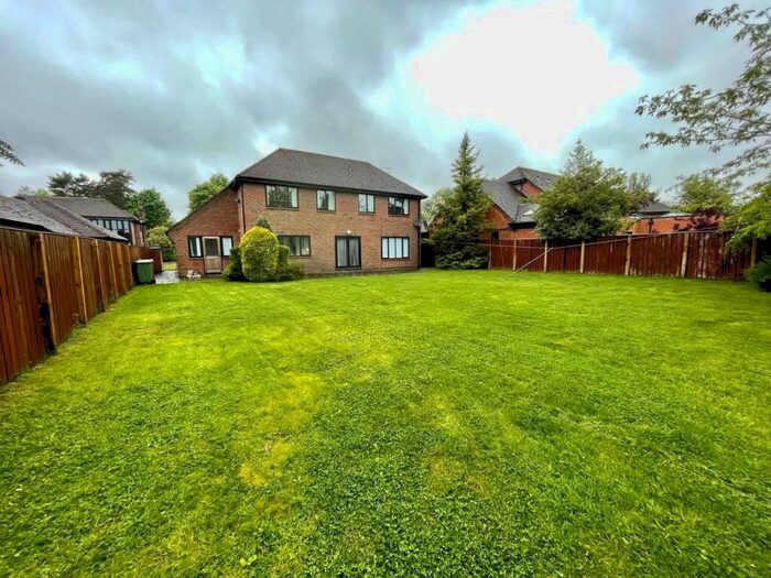 4 Bedroom House To Rent In Greystoke Park, Gosforth, NE3