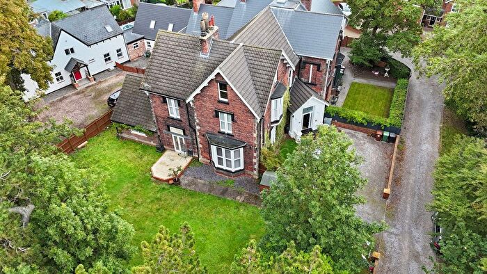 5 Bedroom Semi-Detached House For Sale In Thetford Road, Hartlepool, TS25