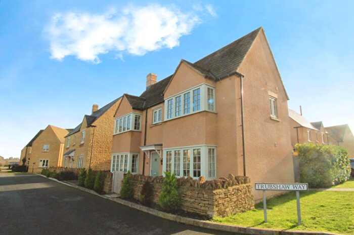 3 Bedroom Detached House For Sale In Trubshaw Way, Fairford, GL7