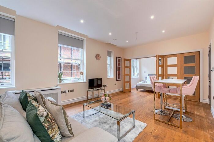 1 Bedroom Flat For Sale In Kensington High Street, London, W8