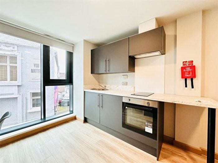 1 Bedroom Semi-Detached House To Rent In Heathcoat Street, Nottingham, NG1