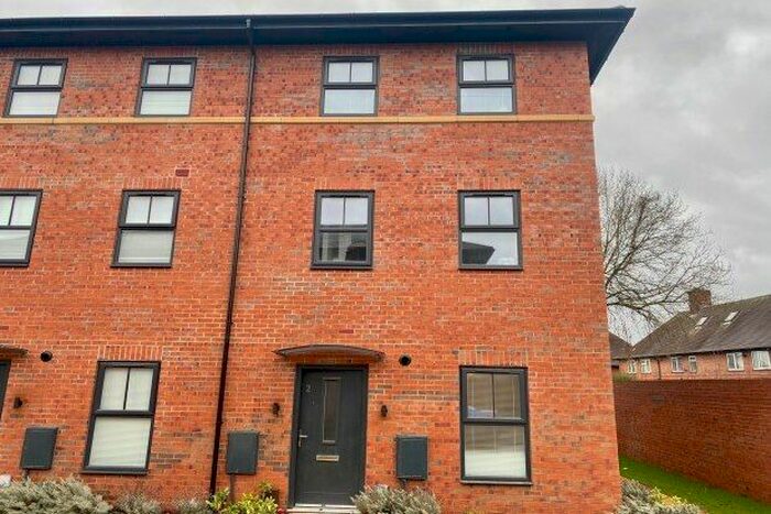2 Bedroom Property To Rent In Dallington Street, Nottingham, NG8
