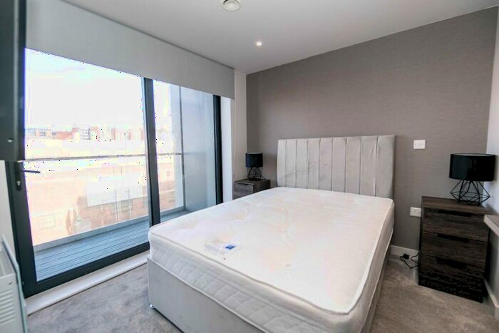 2 Bedroom Apartment To Rent In The Summit Parliament Street, Liverpool, Merseyside, L8