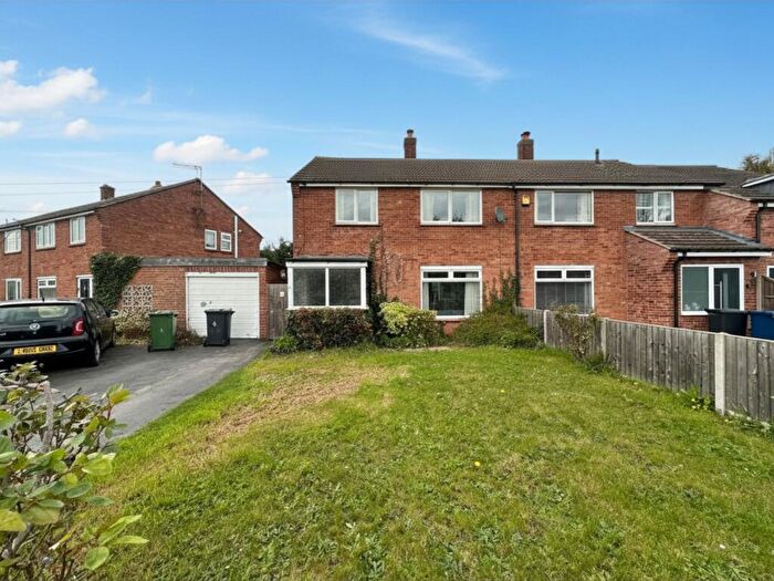 3 Bedroom Semi Detached House For Sale In Cheney Way, Cambridge, CB4