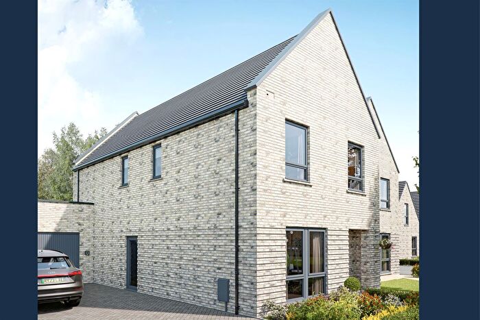 4 Bedroom Detached House For Sale In Swindon Road, Highworth, Swindon, SN6