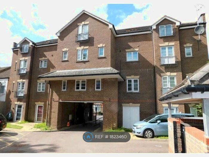 1 Bedroom Flat To Rent In Grove Road, Luton, LU1