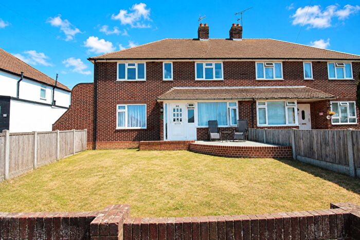2 Bedroom Flat For Sale In Prince Charles Road, Broadstairs, CT10