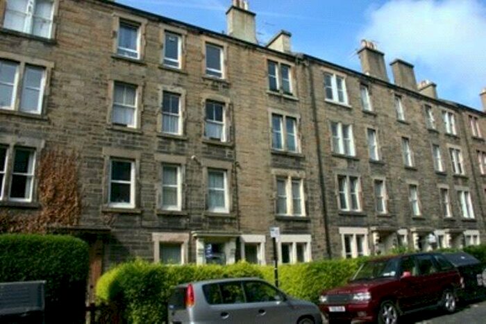 3 Bedroom Flat To Rent In Glen Street, Tollcross, Edinburgh, EH3