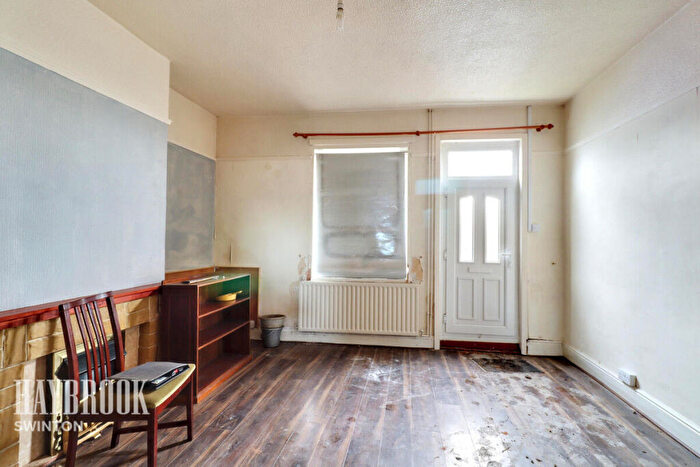 1 Bedroom Terraced House For Sale In Wentworth Road, Mexborough, S64