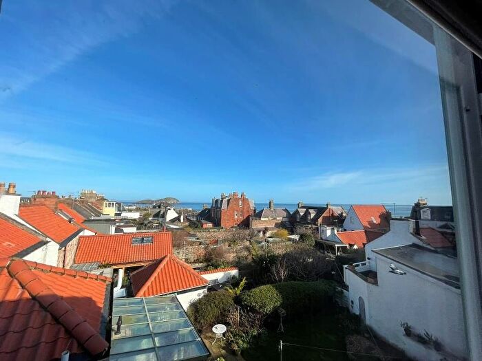 3 Bedroom Town House To Rent In Melbourne Place, North Berwick, EH39