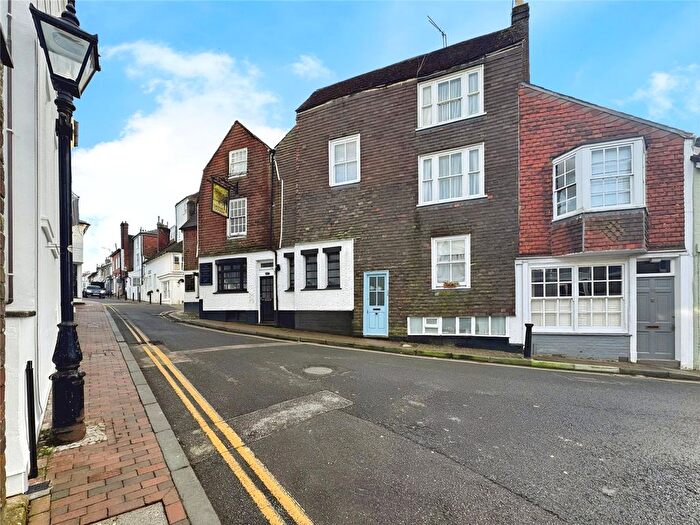 2 Bedroom Flat To Rent In Little Mount Sion, Tunbridge Wells, Kent, TN1