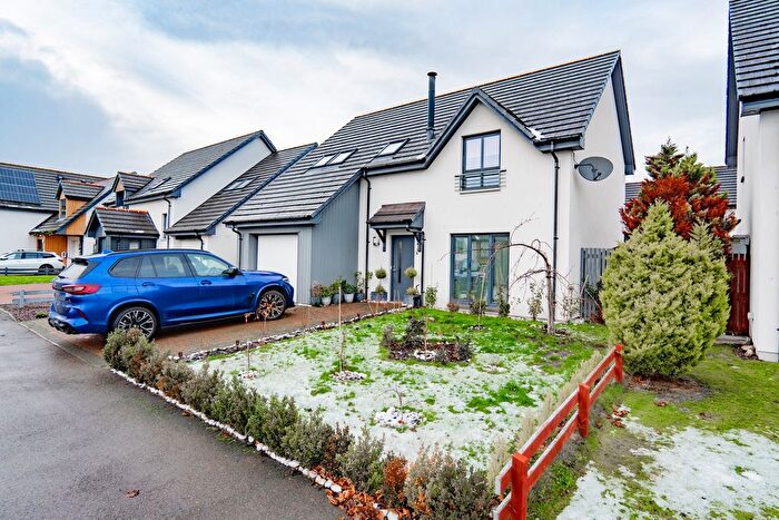3 Bedroom Detached House For Sale In Glamis Place, Elgin, IV30