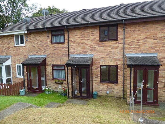 2 Bedroom Terraced House To Rent In Bryn Gorwel, Carmarthen, SA31