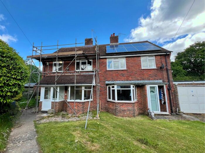 3 Bedroom Semi-Detached House To Rent In Ingrams Avenue, Bexhill-On-Sea, TN39