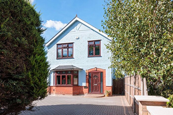 4 Bedroom Detached House For Sale In Straight Road, Colchester, CO3