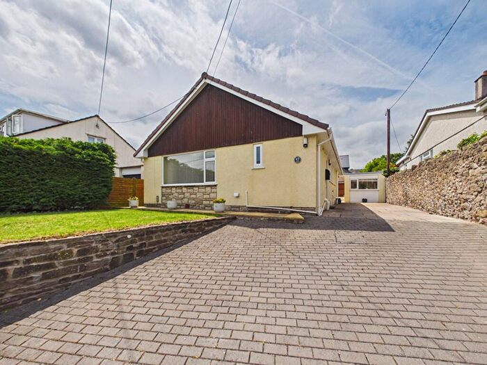 2 Bedroom Detached Bungalow For Sale In Chapel Road, Abergavenny, NP7
