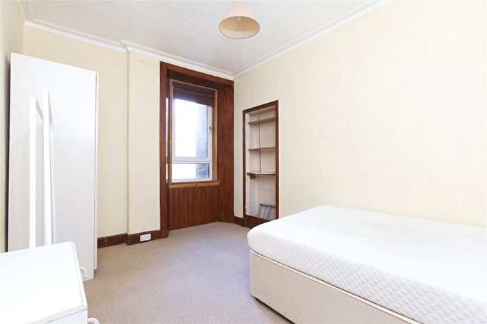 1 Bedroom Flat To Rent In Gorgie Road, Gorgie, Edinburgh, EH11
