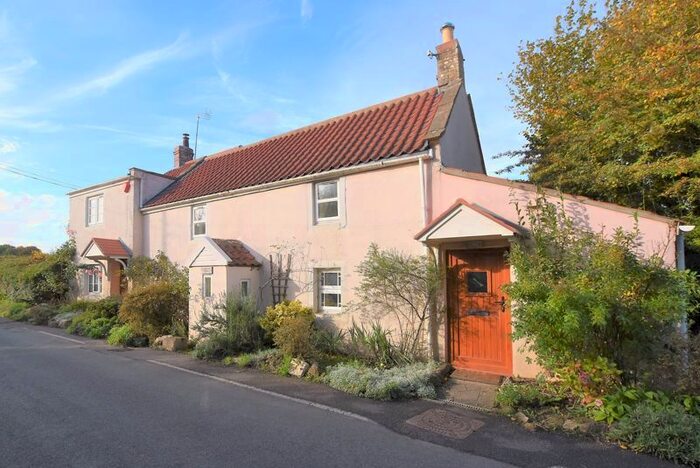 3 Bedroom Detached House For Sale In Townsend, BA3
