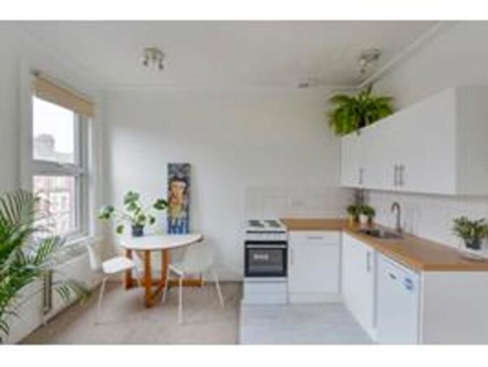 1 Bedroom Flat To Rent In Dunster Gardens, London, NW6