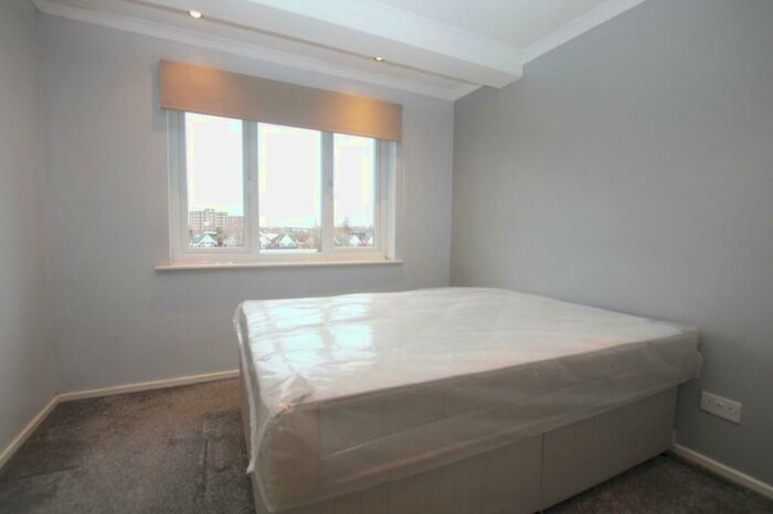 1 Bedroom Flat To Rent In Haversham Lodge, Willesden Green, NW2