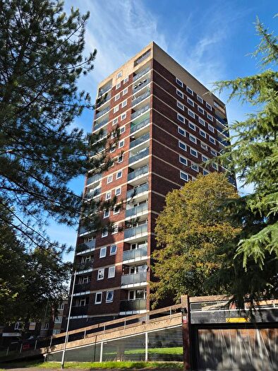 2 Bedroom Flat To Rent In Stanhope House, Lichfield Street, Tamworth, B79
