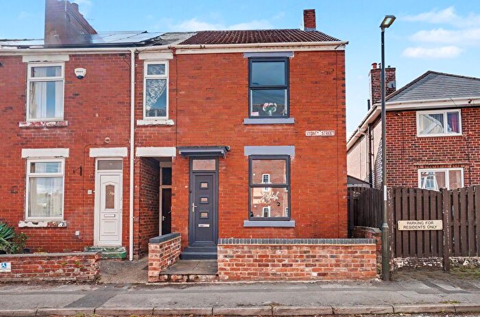 4 Bedroom Terraced House For Sale In Sydney Street, Brampton, S40