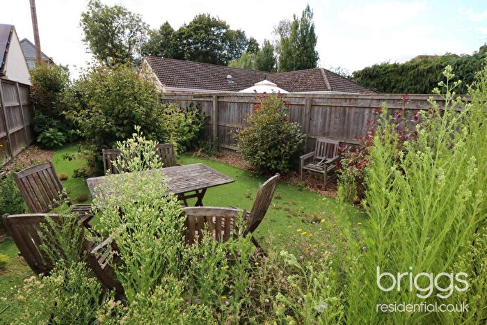2 Bedroom Detached Bungalow For Sale In Suttons Lane, Deeping Gate, Market Deeping, PE6