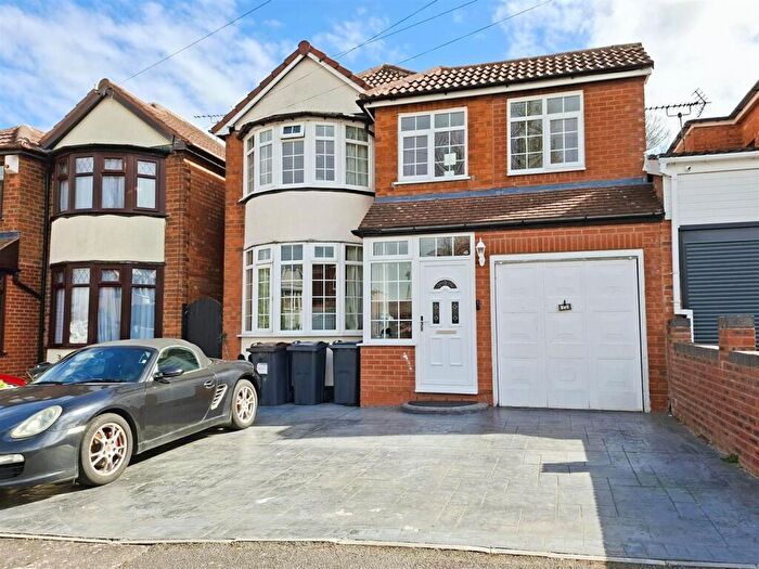 4 Bedroom Detached House For Sale In Forest Hill Road, Sheldon, Birmingham, B26
