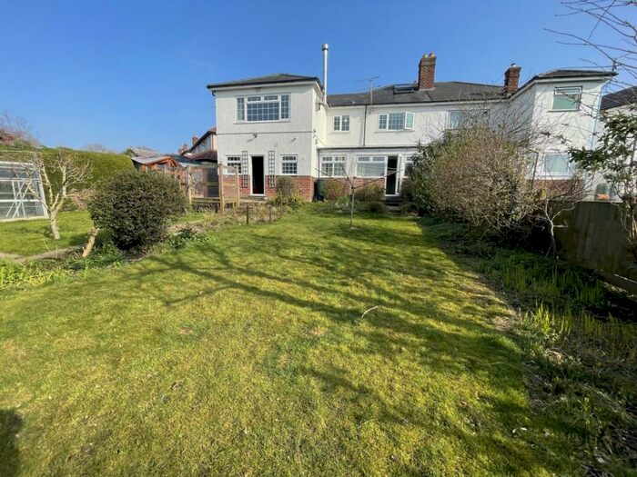 4 Bedroom Semi-Detached House To Rent In Kingsmead, Chester, CH2