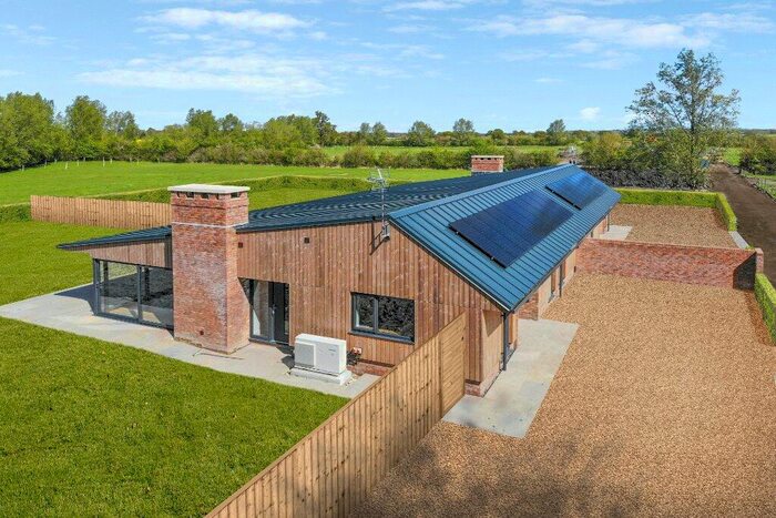 4 Bedroom Semi-Detached House For Sale In Alder House, Andersey Close, Lockinge, Wantage, Oxfordshire, OX12