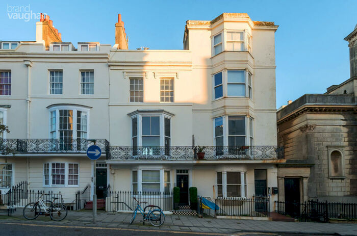 3 Bedroom Flat To Rent In Waterloo Street, Hove, BN3
