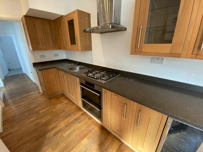 1 Bedroom Property To Rent In Robert Street, Manselton, Swansea, SA5