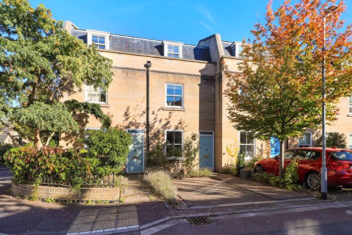 3 Bedroom Terraced House For Sale In Cavendish Place, Cambridge, CB1