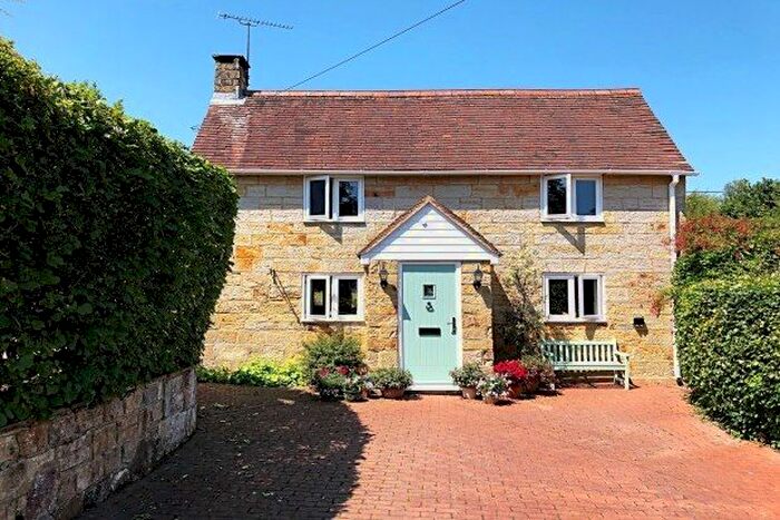 4 Bedroom Detached House To Rent In Coopers Lane, Crowborough, TN6