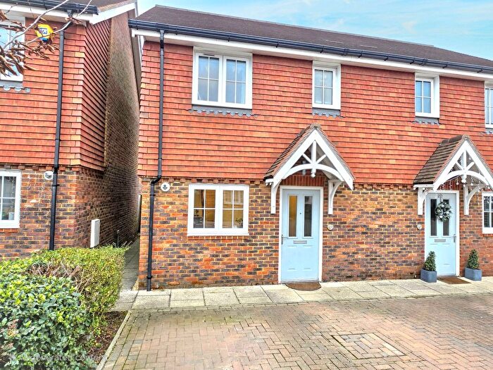 2 Bedroom Semi Detached House For Sale In Mantell Close, Lewes, BN8