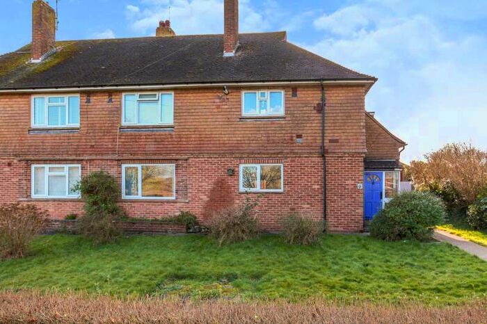 2 Bedroom Maisonette Flat For Sale In 49 Ramslye Road, Tunbridge Wells, Kent, TN4