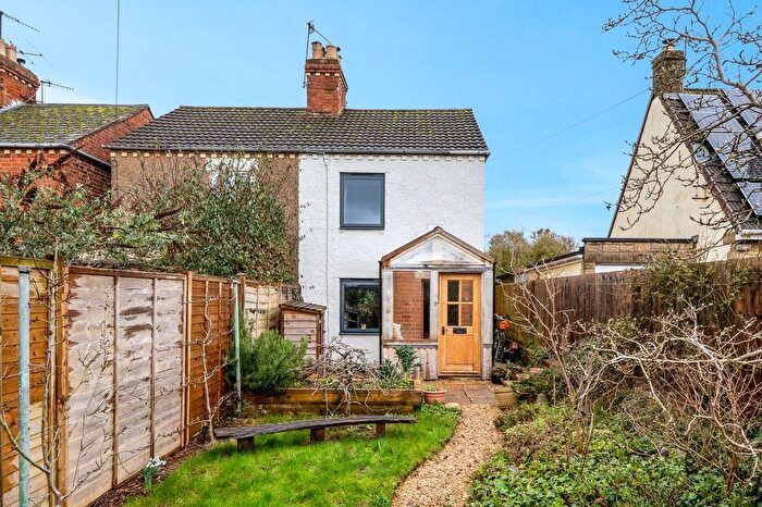 2 Bedroom Terraced House For Sale In Foxmoor Lane, Ebley, Stroud, GL5