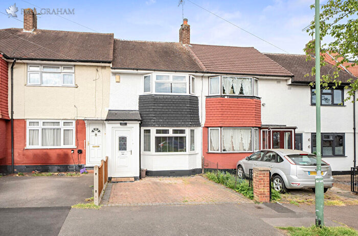 2 Bedroom Terraced House For Sale In Arlington Drive, Carshalton, SM5