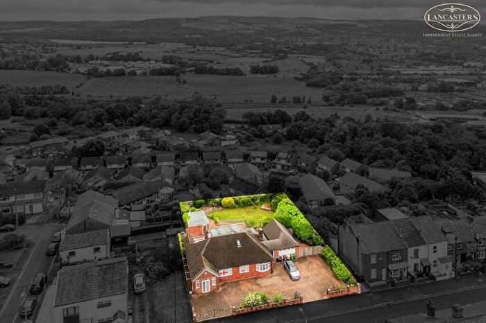 4 Bedroom Detached Bungalow For Sale In New Street, Blackrod, Bolton, BL6