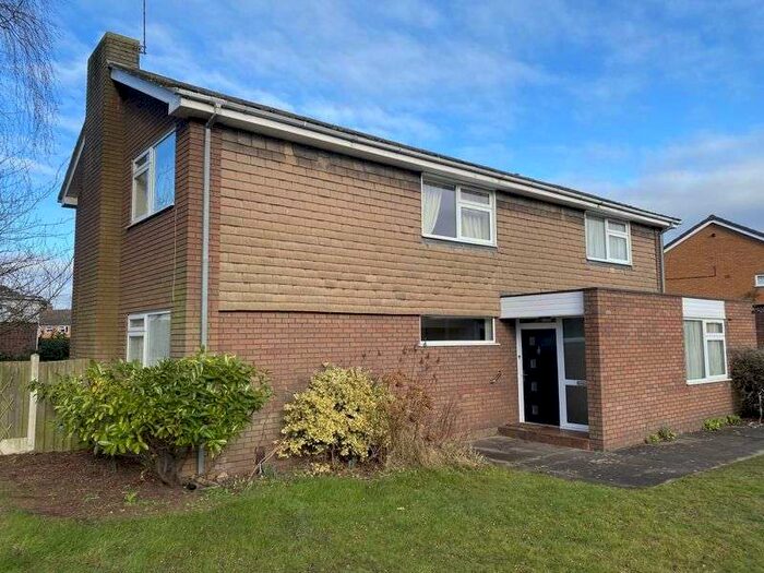 4 Bedroom Property To Rent In Wallshead Way, Newport, TF10