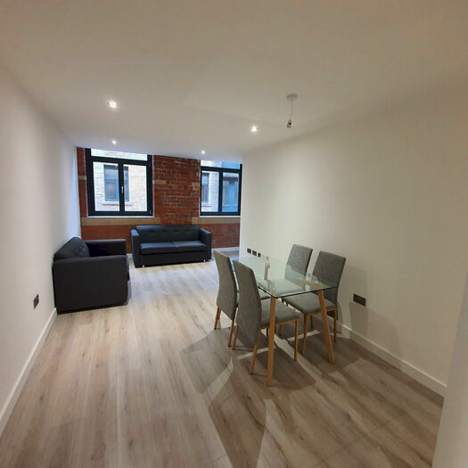 2 Bedroom Apartment To Rent In Conditioning House, Cape Street, Bradford, Yorkshire, BD1