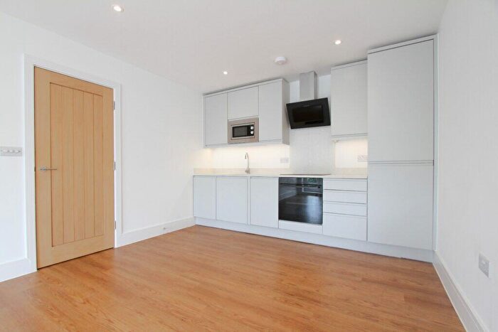 1 Bedroom Apartment To Rent In Burford Road, Carterton, Oxon, OX18