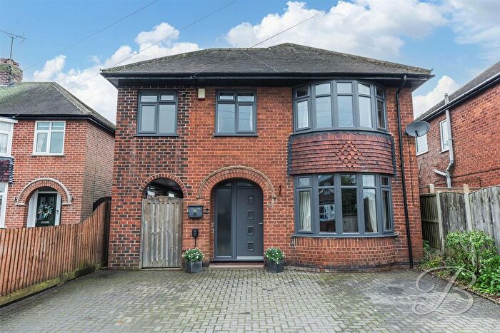 4 Bedroom Detached House For Sale In Kirklington Road, Bilsthorpe, Newark, NG22
