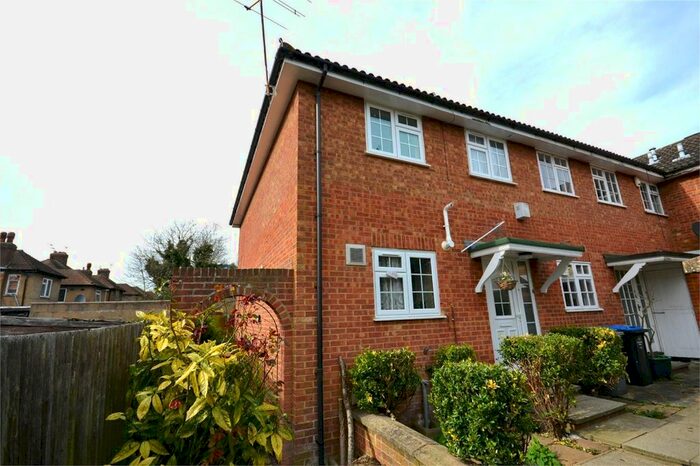 3 Bedroom Semi-Detached House To Rent In Saddlers Mews, Sudbury Hill, Harrow HA0