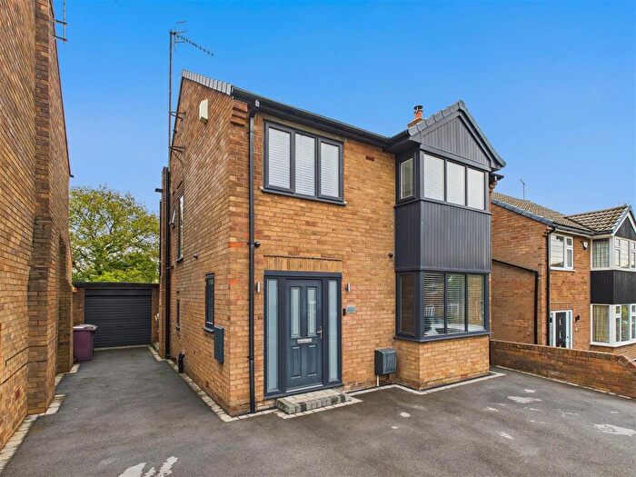 4 Bedroom Detached House For Sale In Firthwood Road, Coal Aston, Dronfield, S18