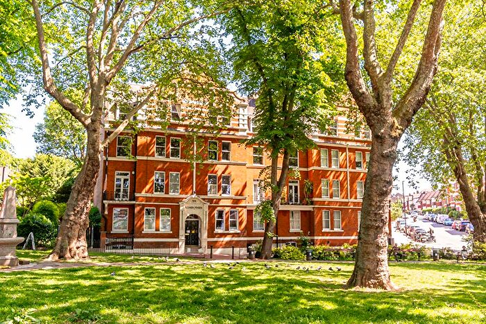 2 Bedroom Flat For Sale In West End Lane, West Hampstead, London, NW6