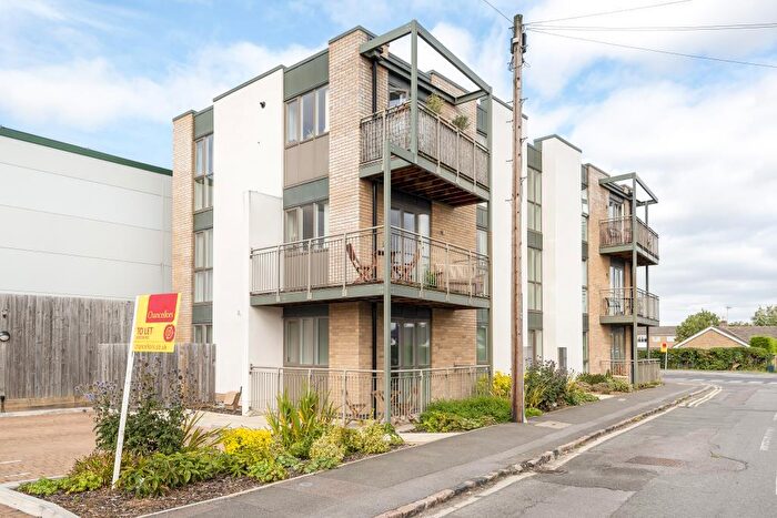 2 Bedroom Apartment To Rent In Butlers Drive, Carterton, OX18