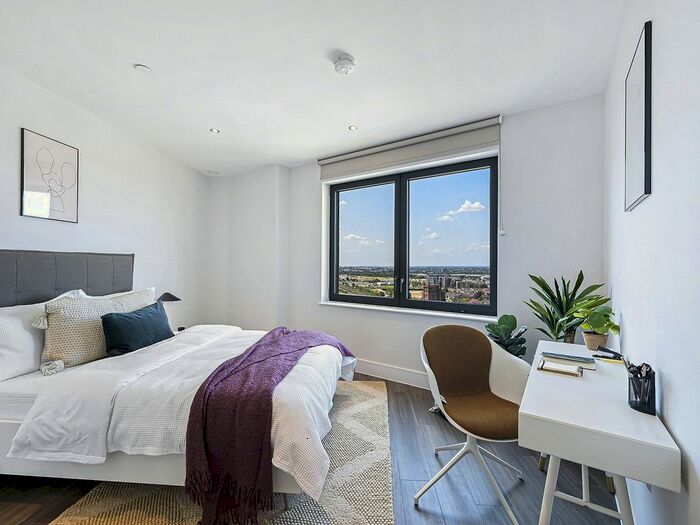 2 Bedroom Flat To Rent In Uncle Southall, Merrick Road, Southall, Middlesex, UB2