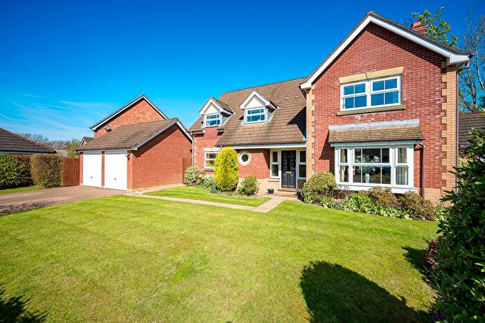 5 Bedroom Detached House For Sale In York Crescent, Wilmslow, SK9