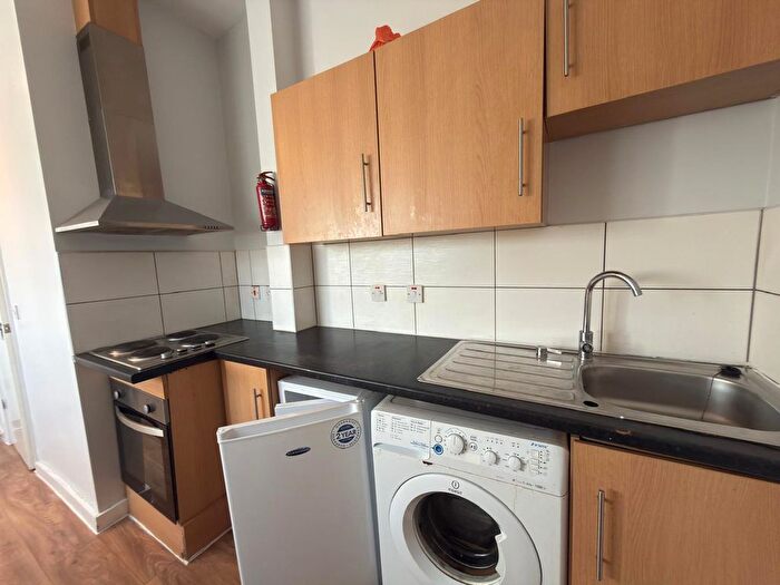1 Bedroom Studio To Rent In Ilford, IG1